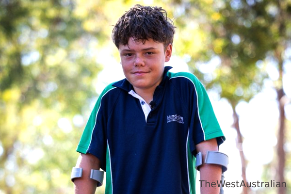 Australian boy swims 4 hours saves family, 13 year old superhuman swimmer Australia, Teen saves family, Australian boy hailed hero, Teen swims hours to save family Australia, Australian boy family rescue viral story