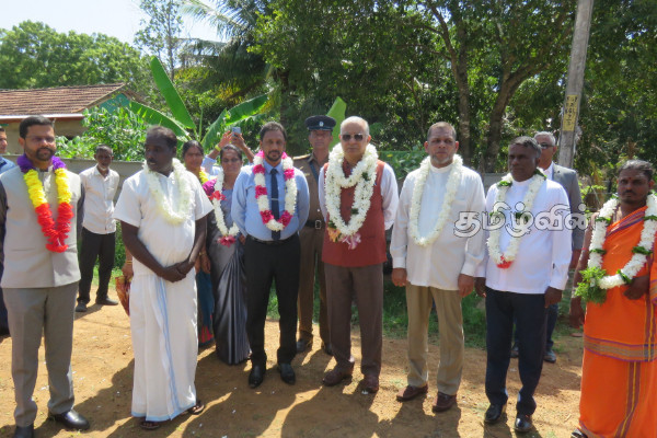 பொத்துவிலில் குடிநீர் சுத்திகரிப்பு நிலையம் திறந்து வைப்பு | Refinery And Bus Stand Open Poththuvil பொத்துவிலில் குடிநீர் சுத்திகரிப்பு நிலையம் திறந்து வைப்பு | Refinery And Bus Stand Open Poththuvil