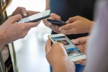 ஜெர்மனியில் கையடக்க தொலைபேசி வாடிக்கையாளர்களுக்கு வெளியான மகிழ்ச்சி தகவல்