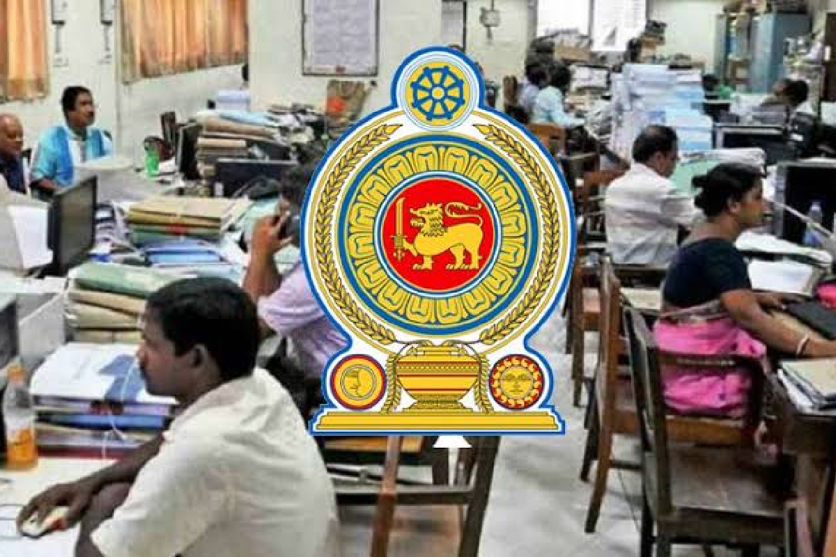 அரச ஊழியர்களில் ஒரு தரப்பினருக்கான விடுமுறை குறித்து வெளியான புதிய அறிவிப்பு | Circular Issued Regarding Holidays அரச ஊழியர்களில் ஒரு தரப்பினருக்கான விடுமுறை குறித்து வெளியான புதிய அறிவிப்பு | Circular Issued Regarding Holidays