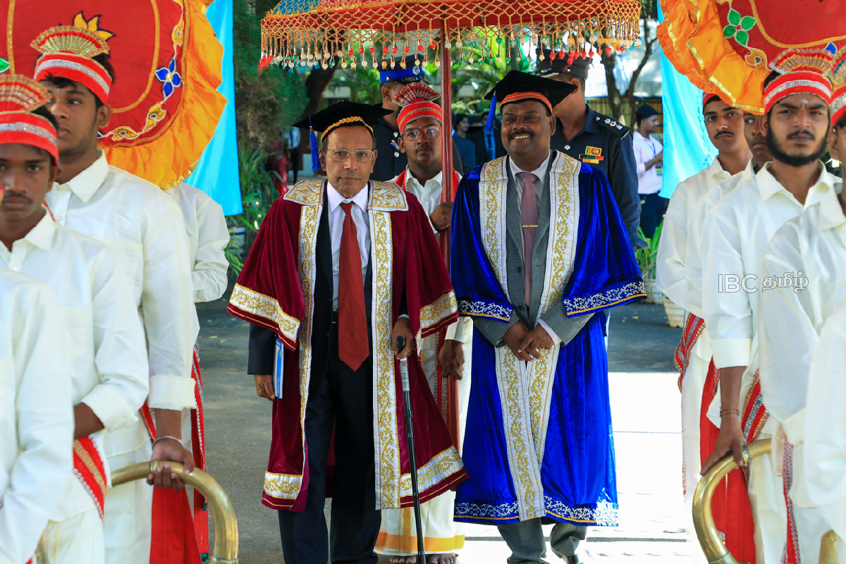 யாழ்.பல்கலைக்கழகத்தின் 41ஆவது பட்டமளிப்பு விழா ஆரம்பம் | 41St Convocation Of The University Of Jaffna யாழ்.பல்கலைக்கழகத்தின் 41ஆவது பட்டமளிப்பு விழா ஆரம்பம் | 41St Convocation Of The University Of Jaffna