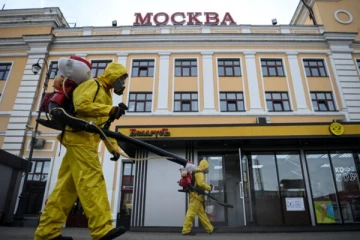 இனி யாரும் வெளியே வரக்கூடாது! கொரோனா பரவலை தடுக்க ரஷ்யா அதிபர் போட்ட அதிரடி உத்தரவு