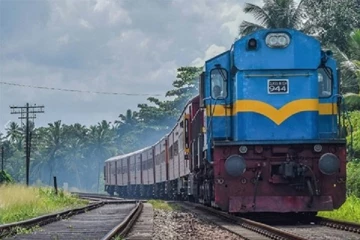 பொலநறுவை – கொழும்பு கடுதி ரயில் சேவையினை மட்டக்களப்பிலிருந்து ஆரம்பிப்பது குறித்து பரிசீலனை!