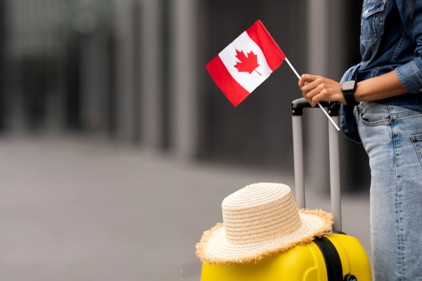 வெளிநாட்டு மாணவர்களுக்கு விதிக்கப்பட்ட கட்டுப்பாடுகள்: கனடா மக்கள்தொகையில் ஏற்பட்டுள்ள பாதிப்பு | Canada Population Decrease Due To Int Student Cuts வெளிநாட்டு மாணவர்களுக்கு விதிக்கப்பட்ட கட்டுப்பாடுகள்: கனடா மக்கள்தொகையில் ஏற்பட்டுள்ள பாதிப்பு | Canada Population Decrease Due To Int Student Cuts