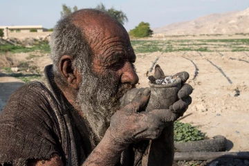 கிராமவாசிகள் செய்த தவறு! உலகின் அழுக்கு மனிதர் உயிரிழப்பு