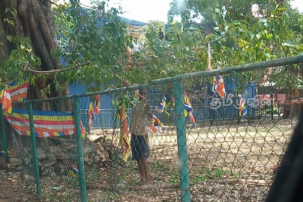 திருகோணமலையில் பௌத்த கொடியை அகற்றியவர் கைது | Suspect Was Arrested To Remove In Trincomalee