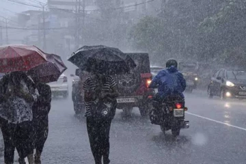 தமிழகத்திற்கு இந்த பகுதிக்கு ரெட் அலர்ட் : சென்னையில் அதிக கனமழைக்கு வாய்ப்பு