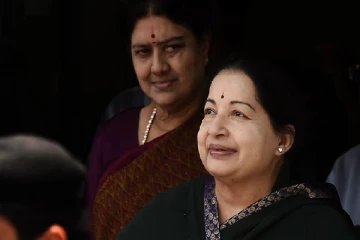 ஜெயலலிதா மரணத்தில் மர்மம்-எஞ்சியோ சிகிச்சை வழங்குவதை தடுத்த சசிகலா பரபரப்பு குற்றச்சாட்டு