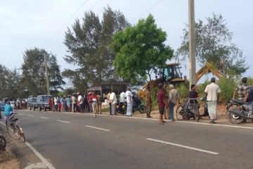 இனிய பாரதி புதைகுழி; தம்பிலுவில் இந்து மயானத்தில் தோண்டும் நடவடிக்கை; திரண்ட மக்கள்