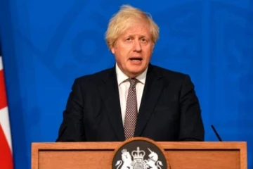 பிரித்தானியாவில் உடனடியாக ஊரடங்கு அமுலுக்கு வருமா? போரிஸ் ஜோன்சன் விளக்கம்