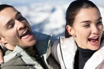 ஐ பட நடிகை ஏமி ஜாக்சனுக்கு நிச்சயதார்த்தமாம்... சுவிட்சர்லாந்தில் காதலை சொன்ன நடிகர்