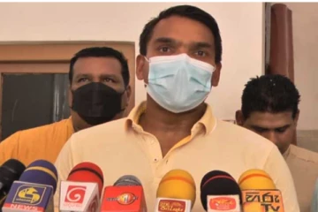 මම මේක අත්හරින්න සුදානම්.. නාමල් රාජපක්ෂගෙන් ප්‍රබල හෙළිදරව්වක්..