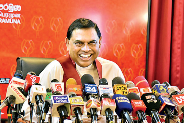 அமைச்சரவையில் மாற்றம்! முக்கிய அமைச்சுக்களில் கண் வைக்கும் மொட்டு | Srilankan Polictical Crisis And Slpp Ministry