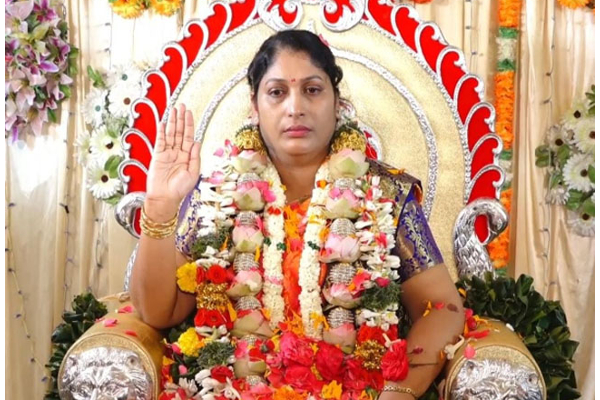 ஒரே நாளில் டிரெண்டிங்! யார் இந்த அன்னபூரணி அரசு அம்மா? வீடியோ வைரல் | Who Is The Annapurna Arasu Amma