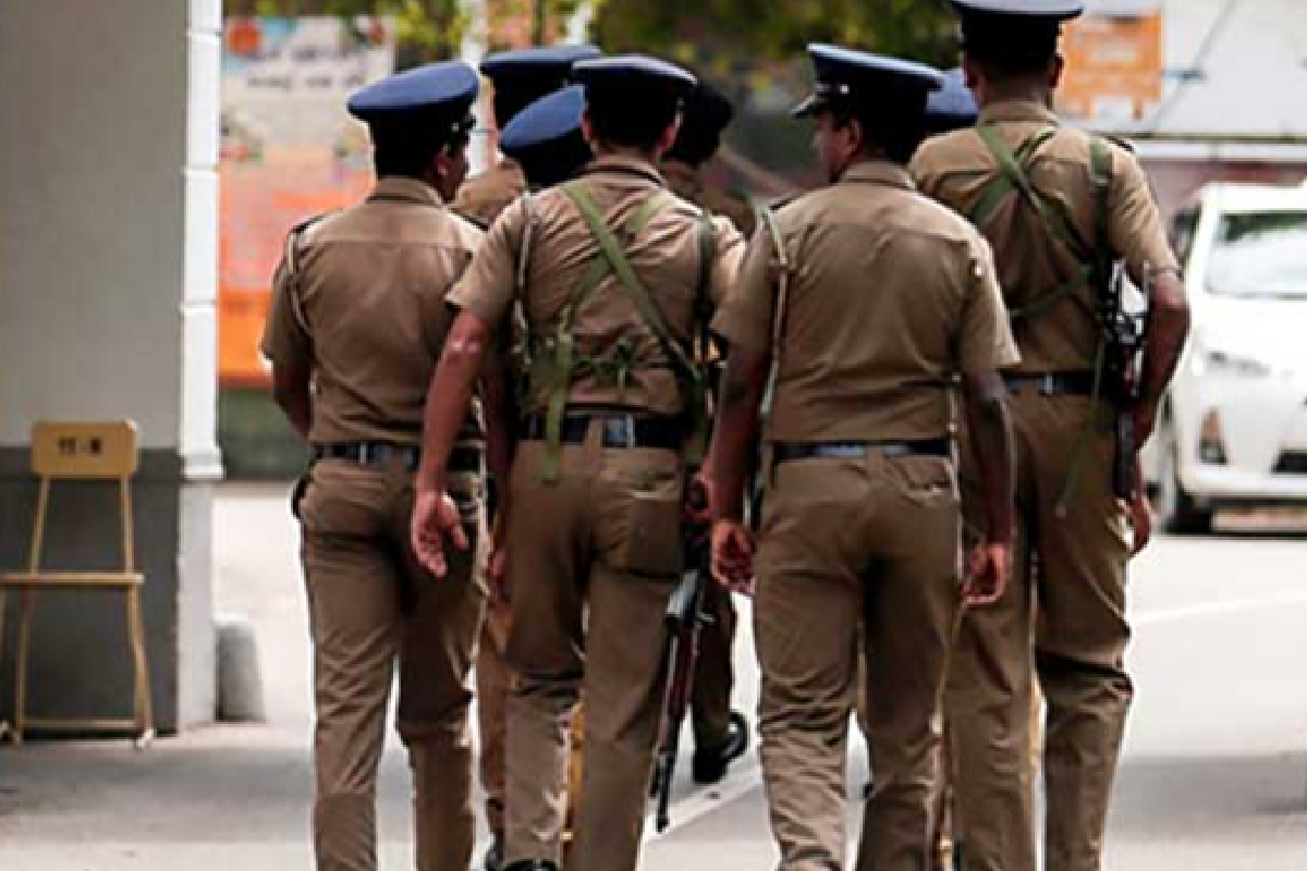 வேட்டைத் துப்பாக்கி வெடிப்பு : குடும்பஸ்தர் ஒருவர் மரணம் | Hunting Rifle Explodes Family Member Dies வேட்டைத் துப்பாக்கி வெடிப்பு : குடும்பஸ்தர் ஒருவர் மரணம் | Hunting Rifle Explodes Family Member Dies