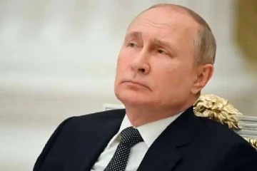 ரஷ்ய அதிபர் போல் உலா வரும் நபர் : அதிர்ச்சியில் மக்கள்