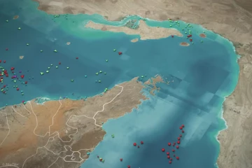 ලෝකෙටම සුබ ආරංචියක් - හෝමුස් සමුද්‍ර සන්ධියෙන් නෞකා ගමනාගමනය යළි ඇරඹෙයි