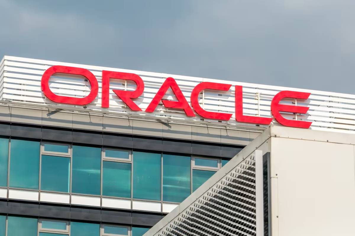 30,000 ஊழியர்களை பணிநீக்கம் செய்த நிறுவனம் - பின்னணி என்ன? | Oracle Layoffs 30000 Employees Due To Ai 30,000 ஊழியர்களை பணிநீக்கம் செய்த நிறுவனம் - பின்னணி என்ன? | Oracle Layoffs 30000 Employees Due To Ai