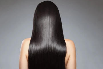 பட்டு போல் கூந்தல் பளபளக்க வேண்டுமா? இதோ சூப்பரான டிப்ஸ்