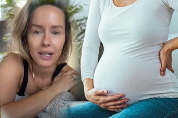 10 மாதங்களில் இருமுறை கர்ப்பம் ; மூன்று குழந்தைகள் பெற்ற பெண் !