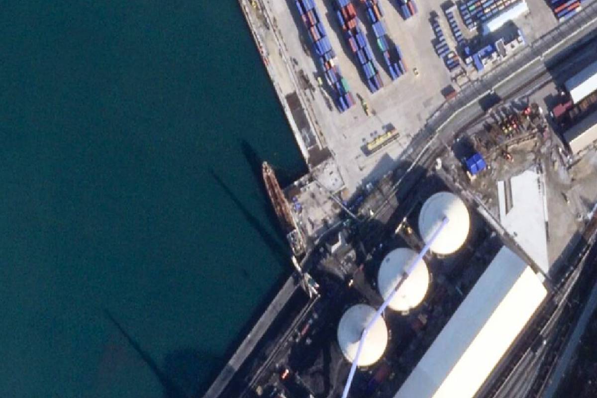 ரஷ்ய எண்ணெய் தடைகள் தளர்வு ; தென் கொரியாவுக்கு புதிய வாய்ப்பு | Russia Oil Sanctions Eased Opportunity South Korea ரஷ்ய எண்ணெய் தடைகள் தளர்வு ; தென் கொரியாவுக்கு புதிய வாய்ப்பு | Russia Oil Sanctions Eased Opportunity South Korea