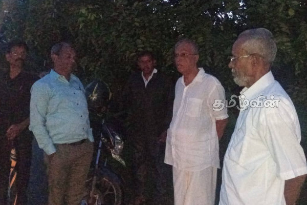 யாழில் தனியார் காணியில் அமைக்கப்படும் இராணுவ வைத்தியசாலையை பார்வையிட்ட சுமந்திரன் | Sumanthiran Visits Private Land Army Hospital