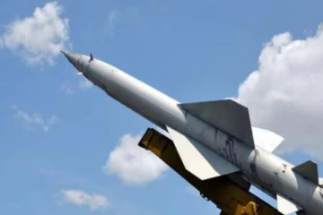 මිසයිල 13ක් එක රැයකින් බිම හෙලූ යුක්රේනය..