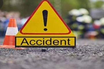 අනතුරකින් යුද හමුදා මේජර්වරයෙකු ඇතුළු තුන් දෙනෙකු ජිවිතක්ෂයට - තවත් දෙදෙනෙකු රෝහලේ..