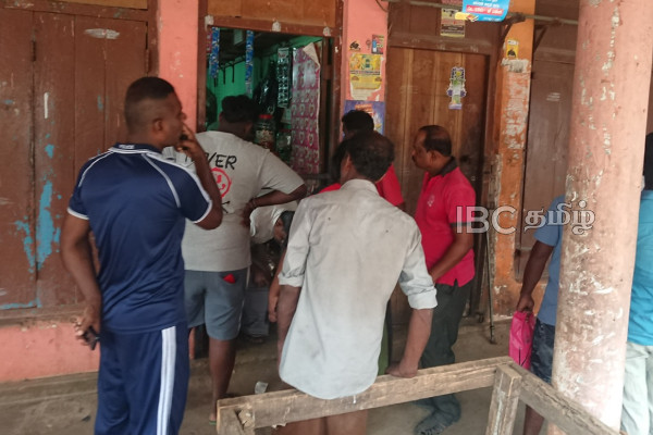 மட்டக்களப்பு செங்கலடி சந்தையில் நள்ளிரவு பாரிய திருட்டு | Shops Looted At Night In Batti Market