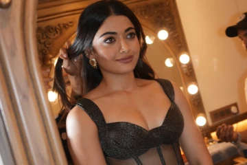 ராஷ்மிகா விருது விழாவுக்கு எப்படி வந்திருக்கிறார் பாருங்க.. செம ஹாட் வீடியோ