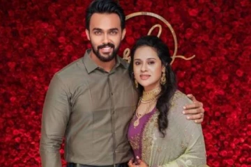 பிக்பாஸ் டைட்டில் வின்னர் ஆரவ் மனைவிக்கு நடந்த அழகிய சீமந்த நிகழ்ச்சி- வைரலான புகைப்படம்