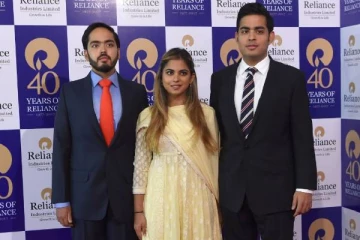 ரிலையன்ஸ் குழுமத்தில் முகேஷ் அம்பானியின் மூன்று பிள்ளைகளில் யார் யாருக்கு அதிக சொத்து