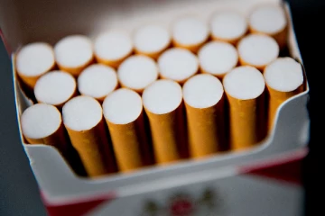 சிகரெட் விலையும்  அதிகரிக்கின்றதா?