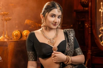 நடிகை ரவீனா தாஹாவின் லேட்டஸ்ட் கிளாமர் போட்டோஷூட்..