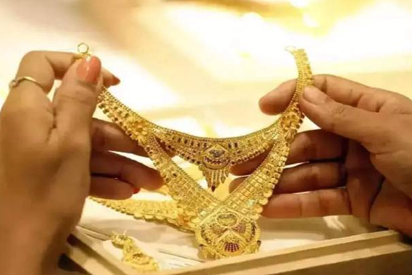 இலங்கையில் தங்கம் வாங்க காத்திருப்போருக்கு இன்ப செய்தி! | Happy News For Those Waiting Buy Gold In Sri Lanka
