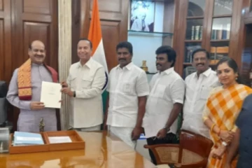 ஒலிம்பியாட் போட்டி - மக்களவை சபாநாயகருக்கு அழைப்பு விடுத்த திமுக எம்.பி.க்கள்