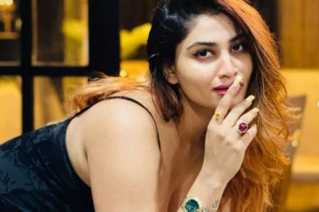 படுமோசமான படுக்கையறை காட்சி!! கூச்சமில்லாமல் ஓகே சொன்ன பிக்பாஸ் நடிகை ஷிவானி?