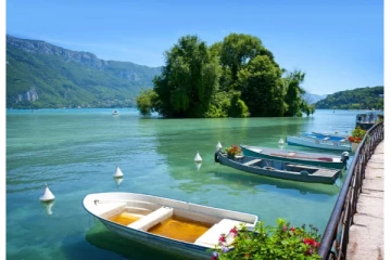 பிரான்ஸில்  நண்பர்களுடன் சென்ற இளம் பெண்ணிற்கு நேர்ந்த துயரம்