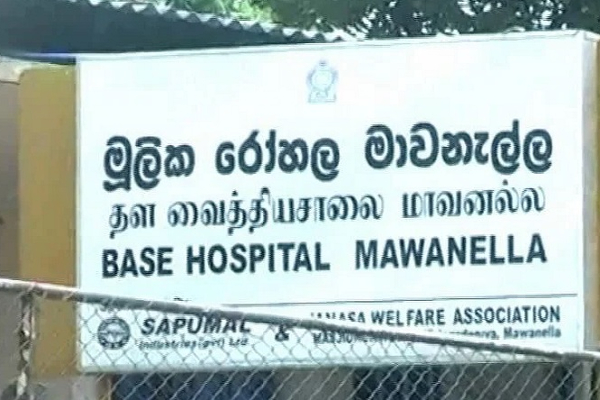 ஒரே குடும்பத்தை சேர்ந்த பெற்றோர் மற்றும் பிள்ளைகள் உயிரை மாய்க்க முயற்சி | One Family Members Admit Hospital
