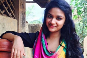 நள்ளிரவில் குடிகாரனிடம் அடிவாங்கிய கீர்த்தி சுரேஷ்... பின்பு நடந்தது என்ன?