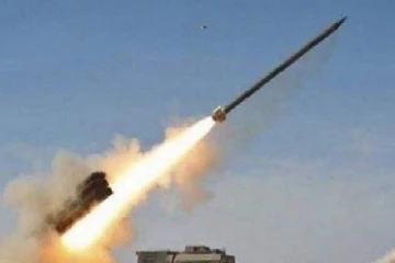 இஸ்ரேலின் தலைநகரிலுள்ள உள்ள விமான நிலையத்தின் மீது ஏவுகணைத் தாக்குதல்