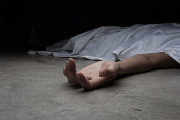 வீட்டில் நிர்வாணமாக கிடந்த சடலம் | A Body Lying Naked In The House