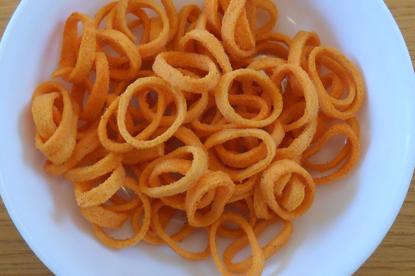 ரிச் ஓட்டல் சுவையில் உருளைக்கிழங்கு ரிங்ஸ்.... இனி நீங்களே செய்யலாம்! எப்படி தெரியுமா? | Potato Rings Chips