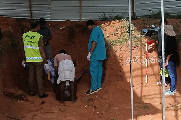 கொக்குத்தொடுவாய் அகழ்வுப் பணிகள் சற்று முன் ஆரம்பம் (Photos) | Kokkuthoduvai Human Burial Excavation Started