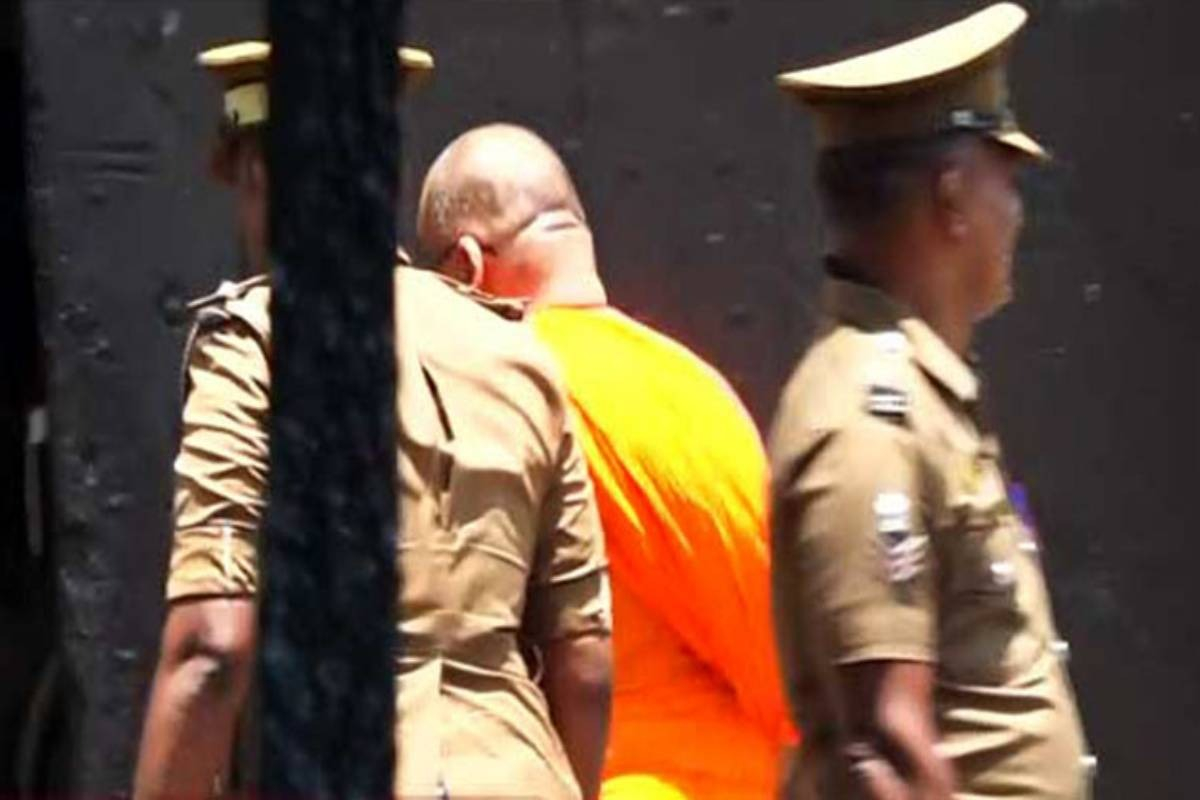 ஞானசாரருக்கு முன்னாள் ஜனாதிபதி மைத்திரி கொடுத்த சலுகை! இல்லை என்று உயர் நீதிமன்றம் அதிரடி | Gnanasara Thero S Court Order ஞானசாரருக்கு முன்னாள் ஜனாதிபதி மைத்திரி கொடுத்த சலுகை! இல்லை என்று உயர் நீதிமன்றம் அதிரடி | Gnanasara Thero S Court Order