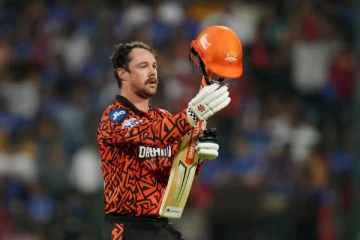 கொரோனா தொற்றால் ஐபிஎல் போட்டியை தவறவிடும் SRH வீரர்