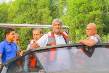 මාර්ග තදබදයට ආ අලුත් විසදුම - නව මගී බෝට්ටු සේවාව..