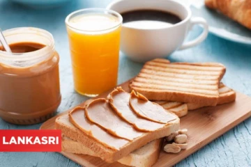 நீங்கள் காலையில் வெறும் வயிற்றில் இந்த உணவுகளை சாப்பிடக் கூடாது! ஏன் தெரியுமா?