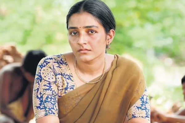 கர்ணன் படத்தில் நடித்த நடிகையா இது.. மாடர்ன் லுக்கில் எப்படி இருக்கிறார் பாருங்க | Karnan Movie Actress Rajisha Vijayan Photoshoot கர்ணன் படத்தில் நடித்த நடிகையா இது.. மாடர்ன் லுக்கில் எப்படி இருக்கிறார் பாருங்க | Karnan Movie Actress Rajisha Vijayan Photoshoot