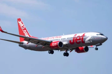 நடுவானில் மரணம்., பிரித்தானியாவிற்கு புறப்பட்ட விமானம் அவசரமாக தரையிறக்கம்